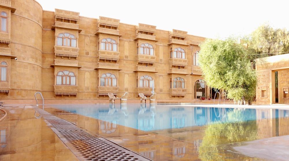 Hotel Golden Haveli Dzsaiszalmer Kültér fotó