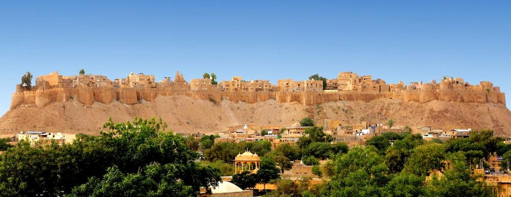Hotel Golden Haveli Dzsaiszalmer Kültér fotó